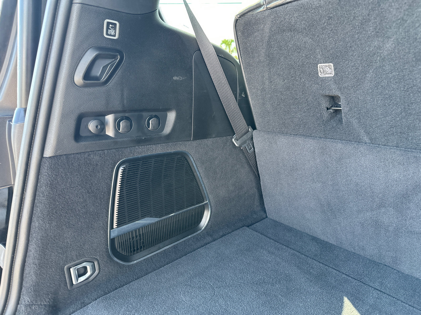 Used 2022 Jeep Grand Wagoneer Series I w/ Flexible Seating Group AWD/4WD image 19