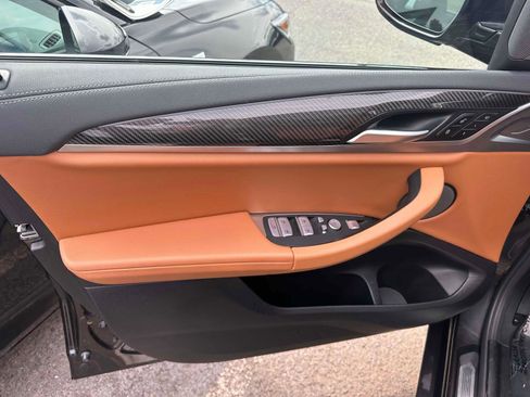 Used 2023 BMW X4 M40i w/ Premium Package image 15