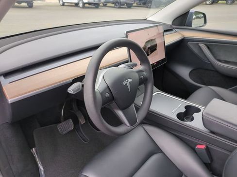 Used 2023 Tesla Model Y Long Range AWD/4WD image 15