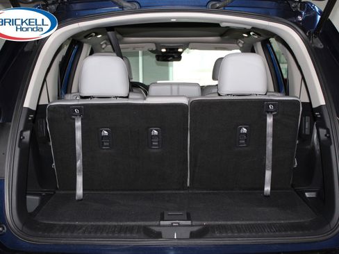 Used 2023 Honda Pilot Touring image 12