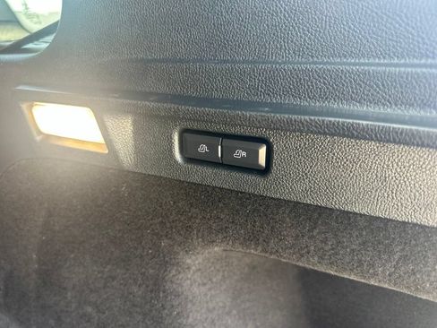 Used 2020 Lincoln Corsair Reserve w/ Elements Package FWD image 8