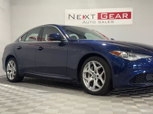 Used 2020 Alfa Romeo Giulia Ti AWD/4WD image 2