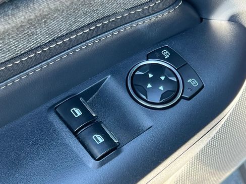 Used 2024 Ford Mustang Coupe RWD image 36