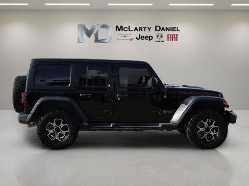 Used 2018 Jeep Wrangler Unlimited Rubicon image 6