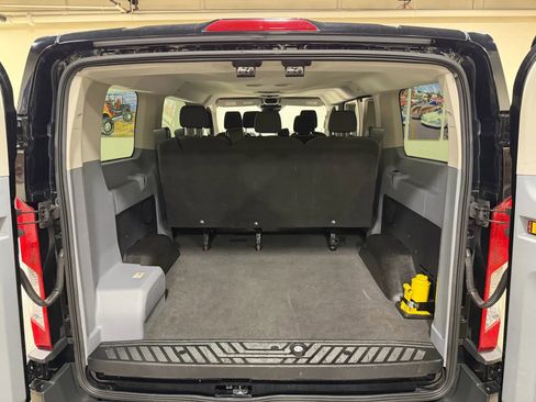 Used 2017 Ford Transit 150 XL image 24