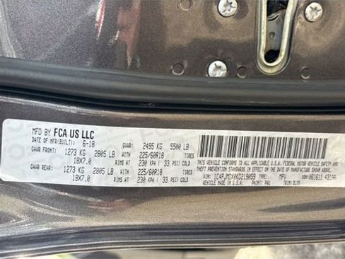 Used 2019 Jeep Cherokee Limited AWD/4WD image 25