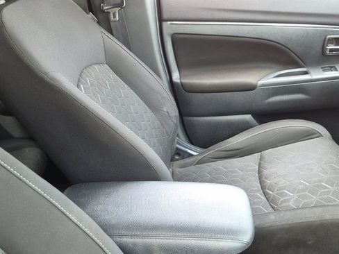 Used 2021 Mitsubishi Outlander Sport ES AWD/4WD image 15