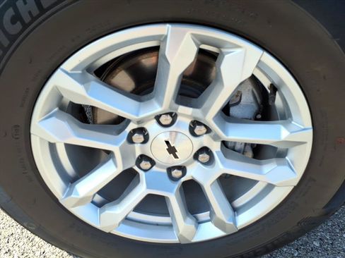 Used 2026 Chevrolet Silverado 1500 RST AWD/4WD image 11