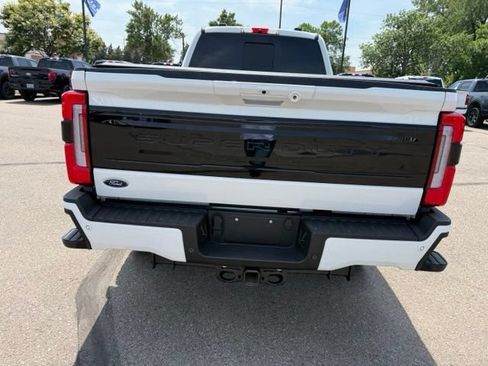 Used 2025 Ford F350 Platinum AWD/4WD image 9