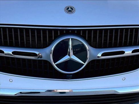 Certified 2023 Mercedes-Benz GLC 300 image 30