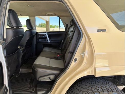 Used 2017 Toyota 4Runner SR5 Premium AWD/4WD image 11
