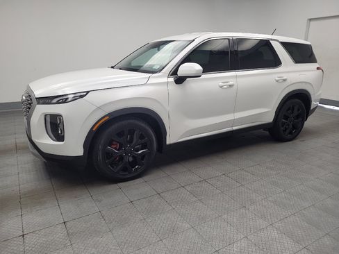 Used 2021 Hyundai Palisade SE FWD image 2