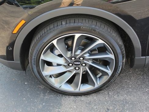 Used 2023 Lincoln Nautilus Reserve w/ Equipment Group 202A AWD/4WD image 12
