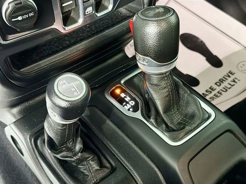 Used 2023 Jeep Wrangler Unlimited Sport AWD/4WD image 16