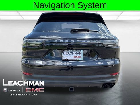Used 2023 Porsche Cayenne Platinum Edition AWD/4WD image 5