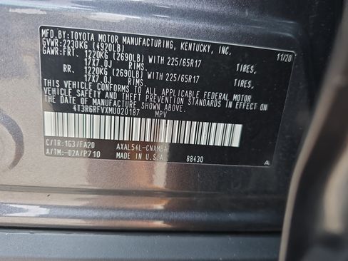 Used 2021 Toyota RAV4 XLE w/ Convenience Package image 37