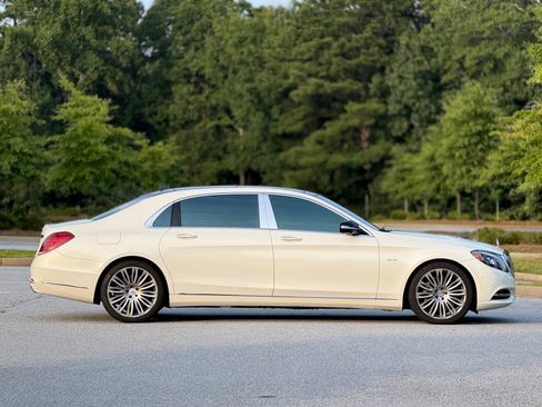 Used 2016 Mercedes-Benz Maybach S 600 image 12