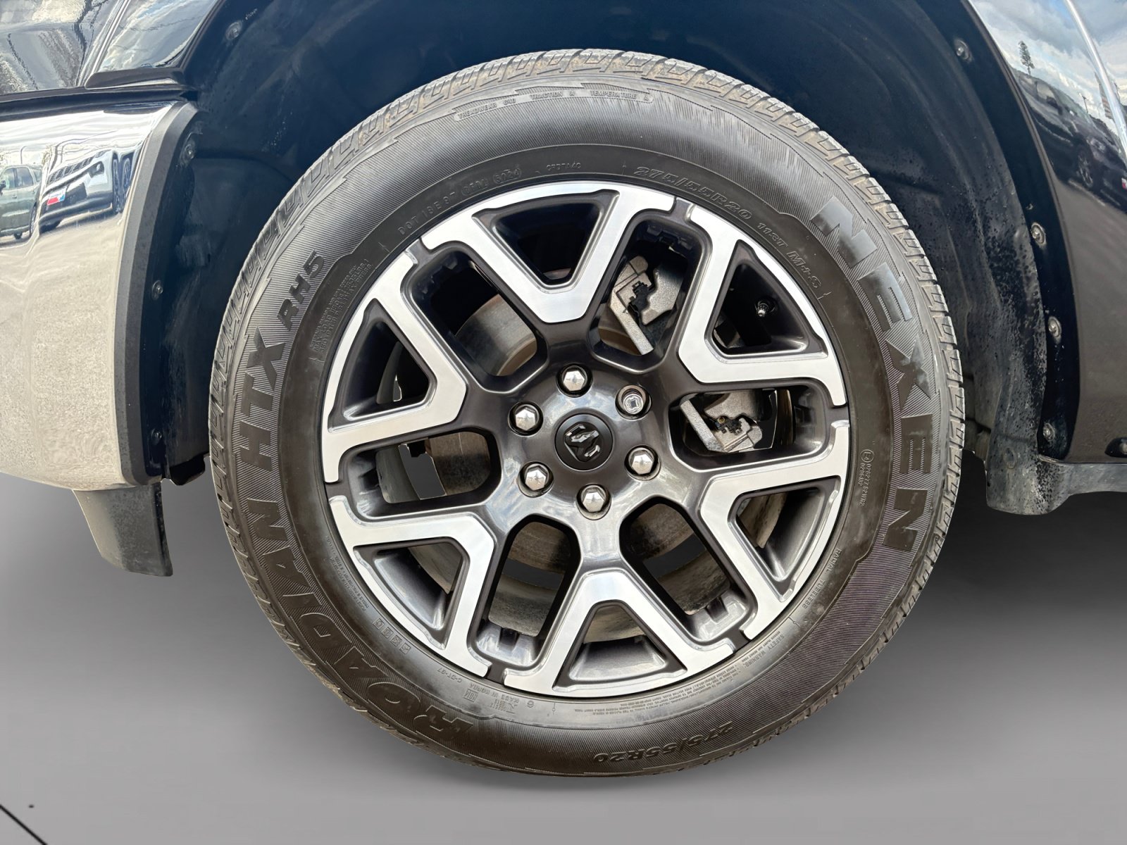 Used 2025 RAM 1500 Laramie w/ Trailer Tow Group AWD/4WD image 9