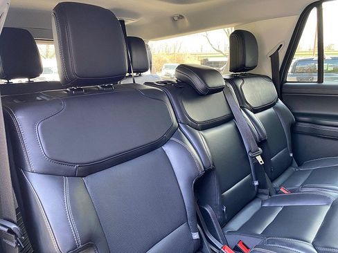 Certified 2025 Ford Expedition Max Platinum AWD/4WD image 40