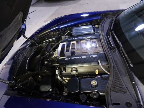 Used 2017 Chevrolet Corvette Stingray Coupe w/ 1LT image 9