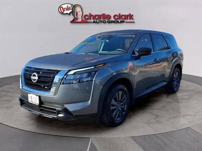 Certified 2024 Nissan Pathfinder S