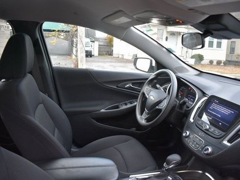 Used 2024 Chevrolet Malibu LT image 21