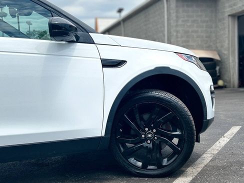 Used 2017 Land Rover Discovery Sport HSE AWD/4WD image 4