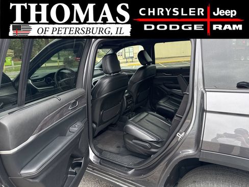 Used 2024 Jeep Grand Cherokee L Limited w/ Luxury Tech Group II AWD/4WD image 19