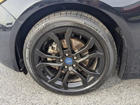 Used 2019 Ford Fusion SE w/ Equipment Group 151A FWD image 22