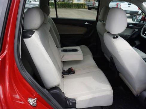 Used 2019 Volkswagen Tiguan S FWD image 12
