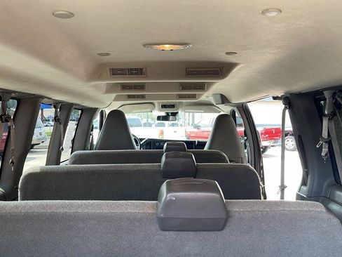 Used 2021 Chevrolet Express 3500 LT w/ LT Preferred Equipment Group RWD image 42