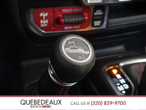 Used 2021 Jeep Wrangler Unlimited Rubicon AWD/4WD image 22