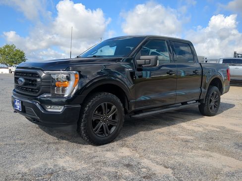 Certified 2022 Ford F150 XLT w/ Equipment Group 302A High AWD/4WD image 6