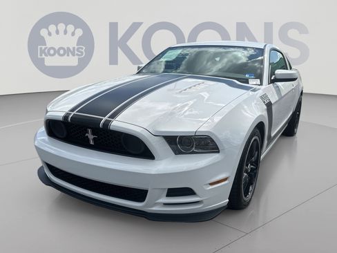 Used 2013 Ford Mustang Boss 302 w/ Boss 302 Accessory Pkg RWD image 5