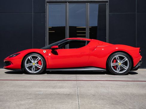 Used 2025 Ferrari 296 GTB RWD image 9