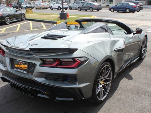 Used 2023 Chevrolet Corvette Z06 RWD image 7