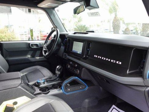 Used 2021 Ford Bronco Black Diamond image 13