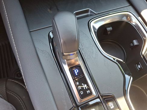 Certified 2025 Lexus RX 350 Premium w/ Accessory Package image 16