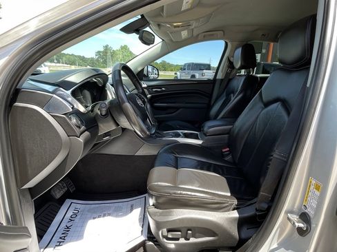 Used 2013 Cadillac SRX FWD image 18
