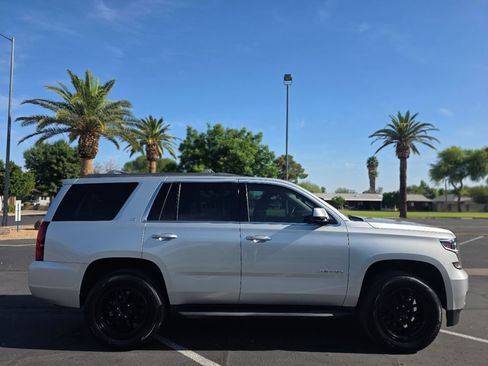Used 2015 Chevrolet Tahoe LT image 3