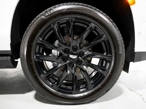 Used 2022 Cadillac Escalade ESV Sport Platinum w/ LPO, ONYX Package AWD/4WD image 46