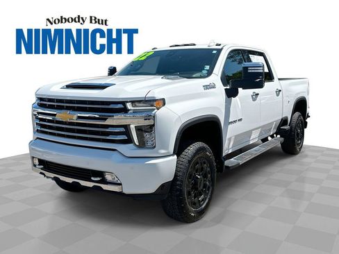 Used 2022 Chevrolet Silverado 3500 High Country w/ Technology Package AWD/4WD image 1