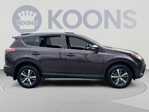 Used 2017 Toyota RAV4 XLE w/ Plus Extra Value Package AWD/4WD image 8