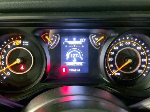 Used 2025 Jeep Wrangler Unlimited Sport AWD/4WD image 20