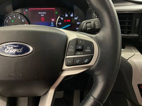 Used 2023 Ford Explorer XLT w/ Equipment Group 202A AWD/4WD image 13