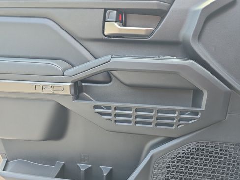 New 2026 Toyota Tacoma TRD Off-Road AWD/4WD image 23