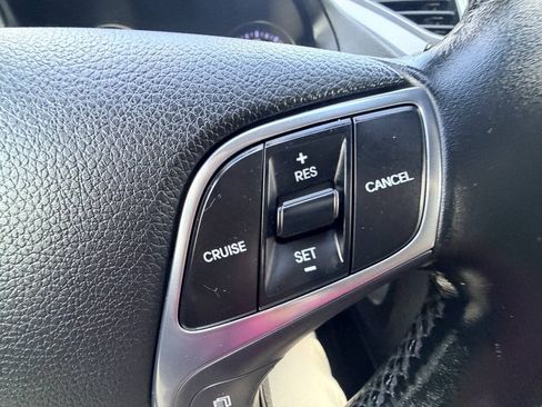 Used 2015 Hyundai Azera FWD image 9