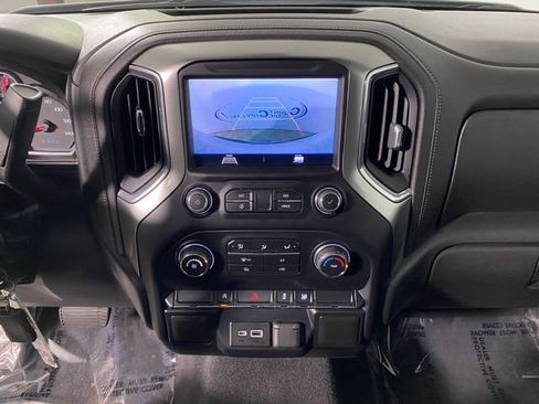 Certified 2020 Chevrolet Silverado 1500 LT w/ Trailering Package image 22