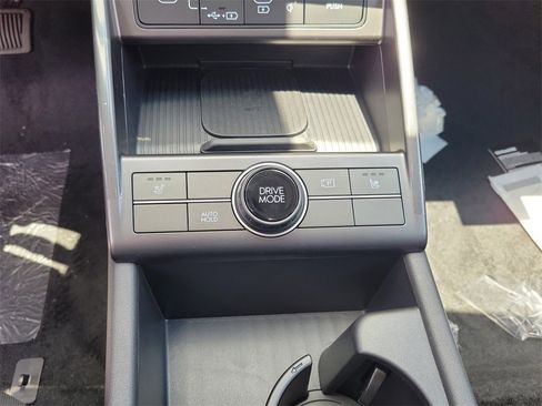 Certified 2025 Hyundai Kona SEL FWD image 27
