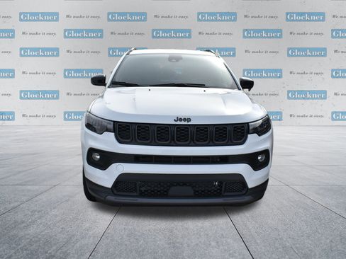 New 2026 Jeep Compass Latitude image 17